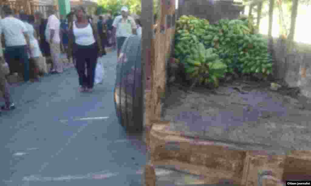 Reporta Cuba mercados Gtanamo Foto Niober García