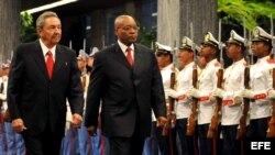 El presidente sudafricano, Jacob Zuma, estuvo en La Habana en diciembre de 1010.