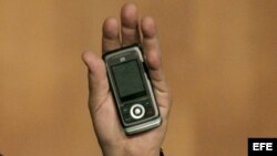 Foto de archivo de un teléfono móvil.