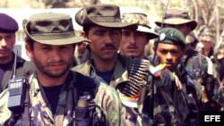 Fotografía de archivo de miembros de las FARC.