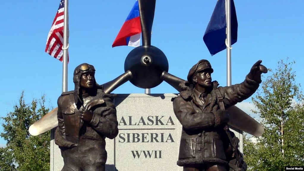 Monumento a los participantes en el Lend Lease durante la II Guerra Mundial