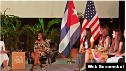 Michelle Obama se reunió en La Habana con 10 adolescentes cubanas.