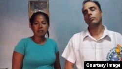 Zaqueo Báez Guerrero y su esposa, la Dama de Blanco María Josefa Acón.