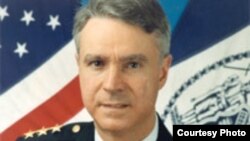 El comisionado adjunto de la policía de New York Rafael Pineiro