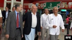 José Manuel García-Margallo llega a Cuba.