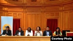Activistas cubanos en el Parlamento Sueco