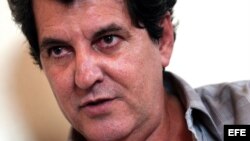 Foto de archivo tomada el 02/03/04 del disidente cubano Oswaldo Payá Sardinas, líder del Movimiento Cristiano Liberación.