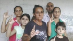 Entrevista a Maidolis Leyva, madre de tres huelguistas de hambre en Holguín
