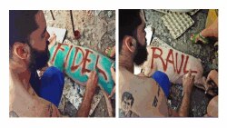 El grafitero El Sexto mientras preparaba los cerdos nombrados Fidel y Raúl para su "performance" en el Parque de la Fraternidad.