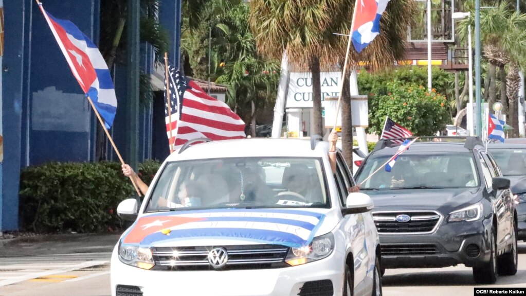 Caravana por la Libertad y la Democracia en Miami. 