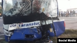 Ómnibus de Transtur accidentado en la provincia Granma.
