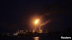 La refinería Nico López de La Habana.