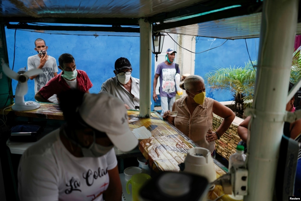 Kiosk in Artermisa. Die Provinz erlebt eine neue Welle von COVID-19-Infektionen. | Bildquelle: Radio Televisión Martí | Bilder sind in der Regel urheberrechtlich geschützt