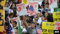 Votantes latinos.