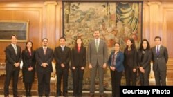 Líderes hispanos de EE UU con el Príncipe Felipe