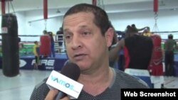 El cubano Rafael Iznaga entrena a los boxeadores colombianos que asisten a los Juegos Olímpicos de Río-2016.