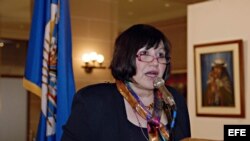 Carmen Lomellin.