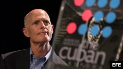 El gobernador de la Florida, Rick Scott en el Museo de la Diáspora Cubana. (Archivo)