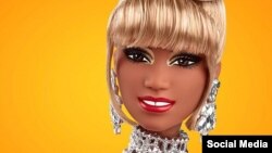 La Barbie con la que Mattel rinde homenaje a Celia Cruz. (Foto: Mattel/Instagram)