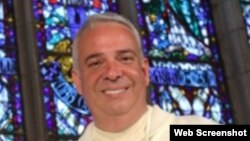 Monseñor Nelson Pérez