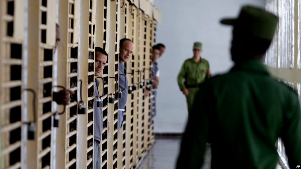 Vista de una prisión en Cuba. AP Photo/Franklin Reyes