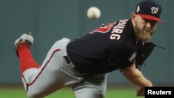 Stephen Strasburg se quedará con los Nacionales de Washington. (Mike Ehrmann/Pool Photo via USA TODAY Sports)