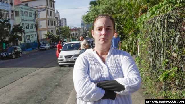 Tania Bruguera ha sido hostigada por la policía política y detenida en varias ocasiones desde 2014 hasta la fecha. (Adalberto Roque/AFP/Archivo)