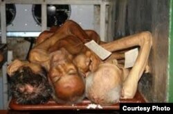 Desnudos y desnutridos; 26 pacientes del Hospital Siaquiátrico de Mazorra murieron de frío en enero del 2010.