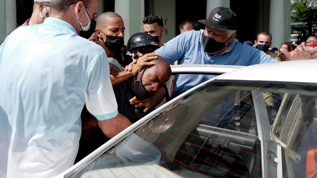 Se duplica el número de presos políticos en Cuba, según reporte de Prisoners Defenders - Vimarsana News
