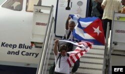 Un avión de la aerolínea estadounidense Jet Blue llega al aeropuerto Abel Santamaría de la ciudad de Santa Clara (Cuba), restableciendo así el servicio de vuelos regulares entre la isla y EE.UU.