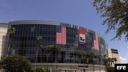 Fotografía de archivo del Tampa Bay Times forum en Tampa (EE.UU.), donde se llevará a cabo la Convención Nacional Republicana, después del lunes 27 de agosto. EFE/BRIAN BLANCO