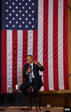 El presidente Barack Obama habla en el foro empresarial EEUU-Cuba, en La Habana (21 de marzo, 2016).