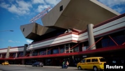 Entrada del Aeropuerto Internacional José Martí, en La Habana.