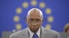 Fariñas pronuncia su discurso de aceptación del premio Sájarov en el Parlamento Europeo, en julio de 2013. (EFE/Archivo)