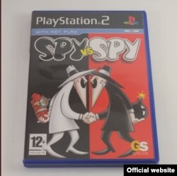 Spy vs. Spy en su versión para videojuegos de Sony PlayStation.