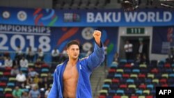 Niko Sherazadishvili vence al cubano Ivan Felipe Silva