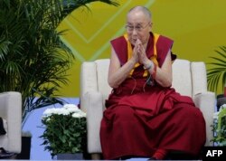Dalai Lama, principal Autoridad Espiritual del Tíbet durante una ceremonia en el exilio