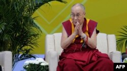 Dalai Lama, principal Autoridad Espiritual del Tíbet durante una ceremonia en el exilio. (AFP/Bill Wechter).