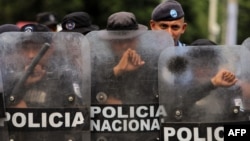 Guardia Nacional de Nicaragua preparada para reprimir (Inti Ocon/AFP).