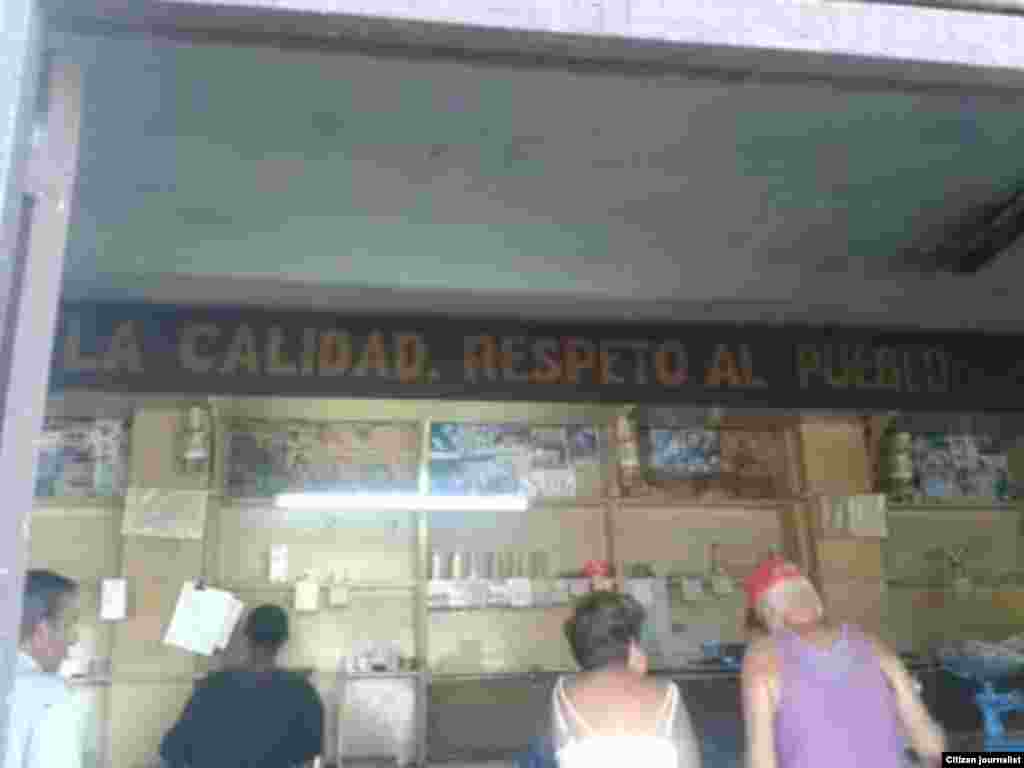 Tiendas La Habana. Reporta Cuba. Foto Steve Maikel Pardo