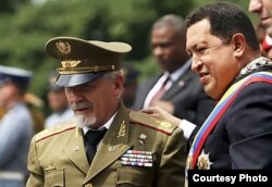 En 2010 el ex ministro del Interior de Cuba, Ramiro Valdés, fue a Caracas para resolver un problema eléctrico ¿La picana?