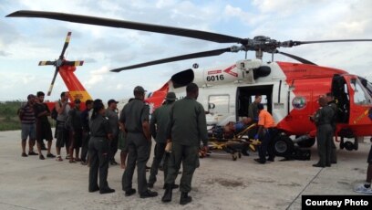 Balseros detenidos en Bahamas denuncian maltrato