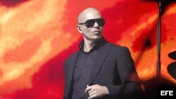 El cantante estadounidense de origen cubano Armando Christian Pérez , más conocido como Pitbull