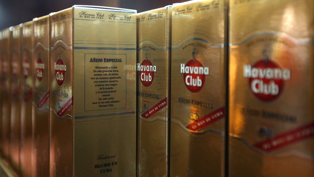 Continúa enfrentamiento por el ron Havana Club