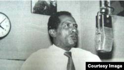 Eduardo Rosillo.