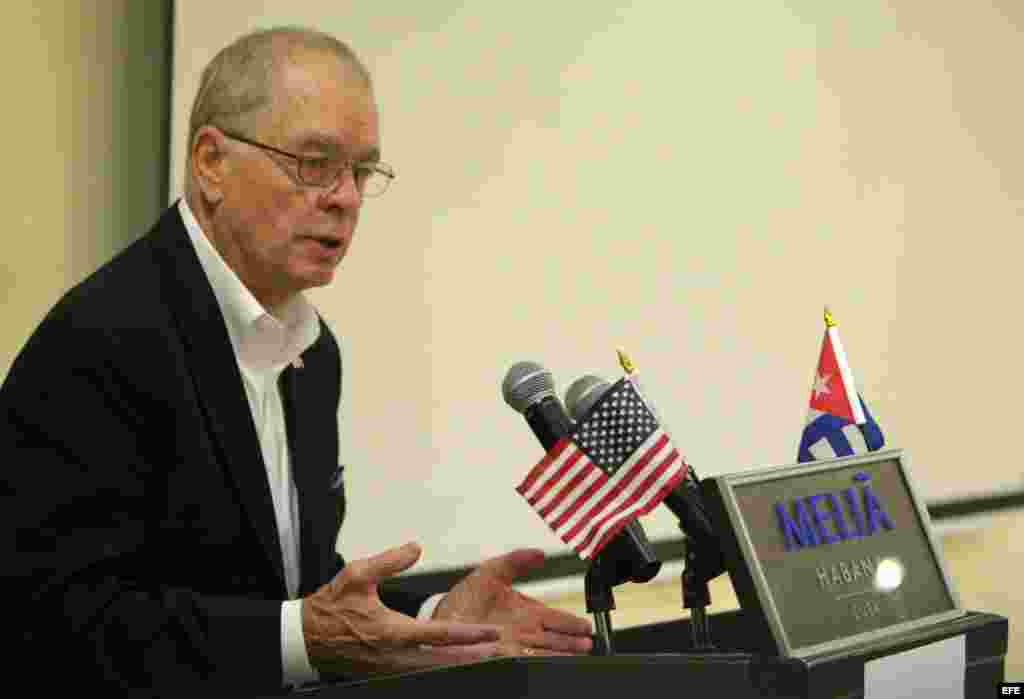 John Block, quien fue secretario de Agricultura del Gobierno de Ronald Reagan.