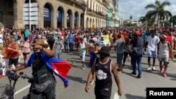 Manifestación pacífica contra el régimen comunista frente al Capitolio Nacional de Cuba el pasado 11 de julio.