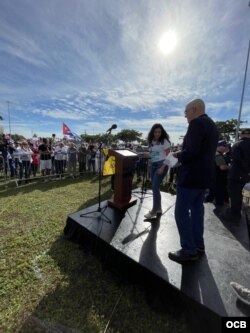 Rosa María Payá en el acto de inicio a la Caravan en Miami