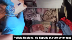 Policía Nacional de España incauta efectivo de una organización criminal dirigida por un hombre cubano nacionalizado español.