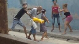 Agresiones a integrantes de la familia Miranda Leyva en Holguín (Foto: Cortesía de la familia Miranda Leyva).